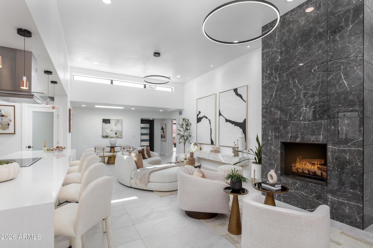 3034 E Stella Ln., Phoenix, AZ 85016