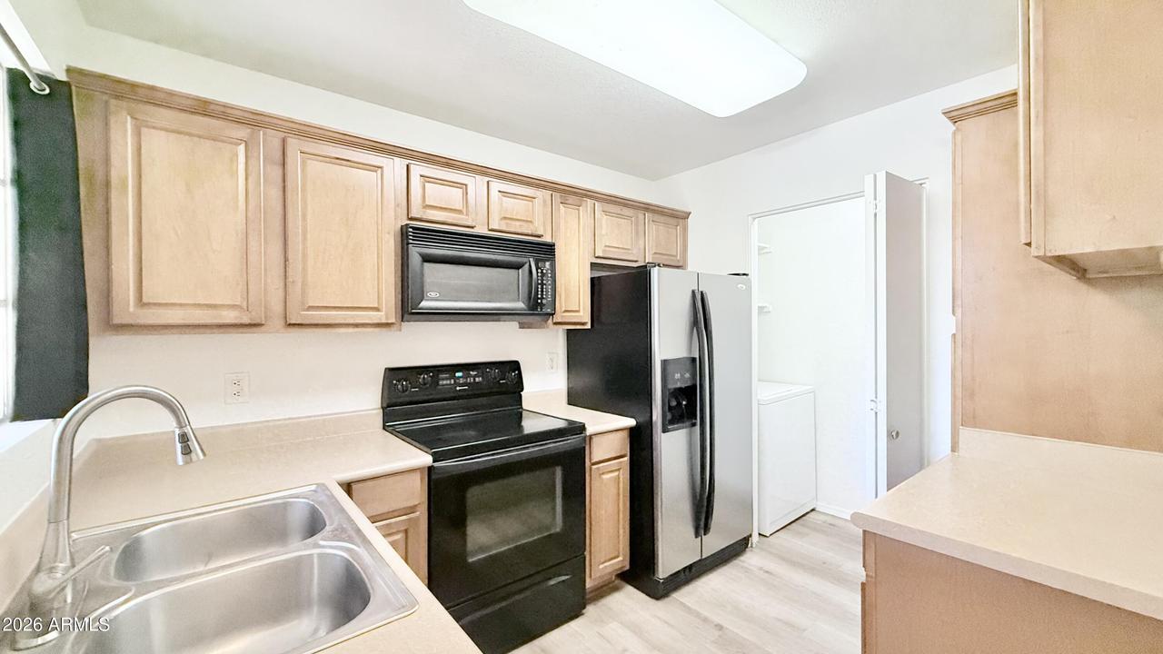 1880 E Morten Ave. #202, Phoenix, AZ 85020