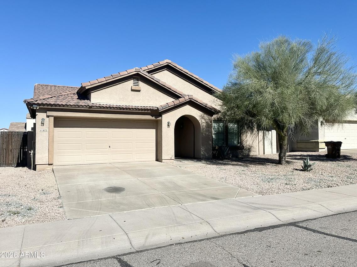 1672 E Leaf Rd., San Tan Valley, AZ 85140