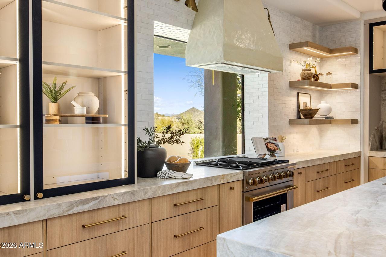 10874 E Dale Ln., Scottsdale, AZ 85262