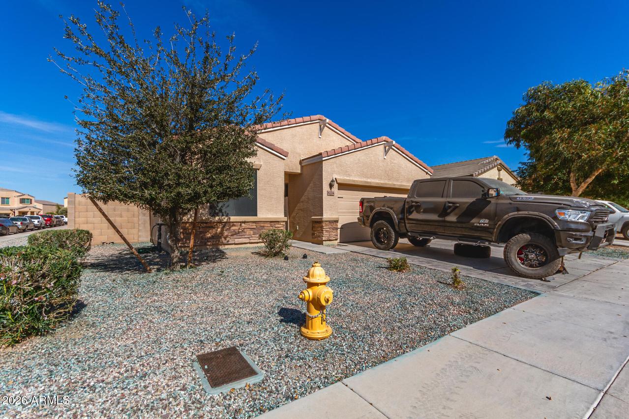 8224 W Pueblo Ave., Phoenix, AZ 85043