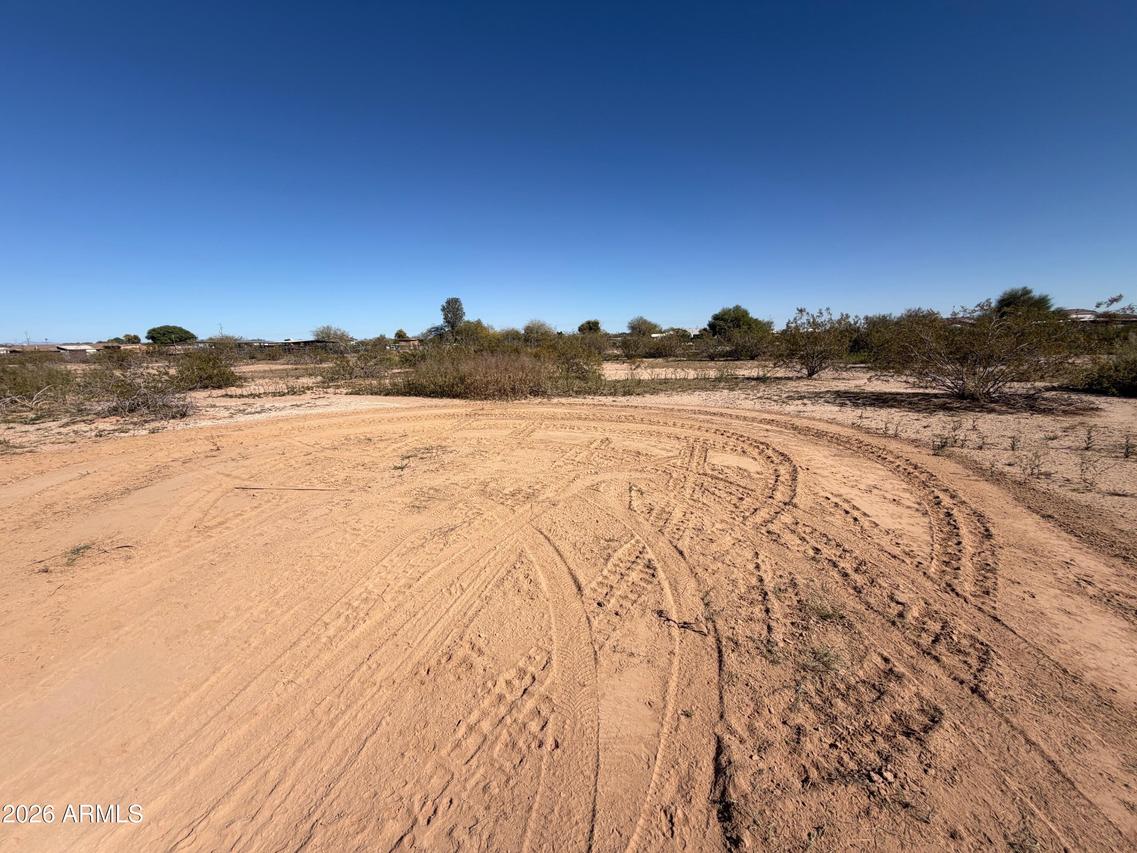 207XX N 205th (503-47-129) Ave. #1.13 Acres, Wittmann, AZ 85361