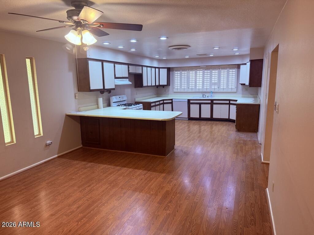 10838 N 12th St., Phoenix, AZ 85020