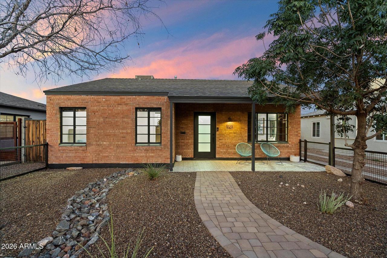 1629 N 16th Ave., Phoenix, AZ 85007