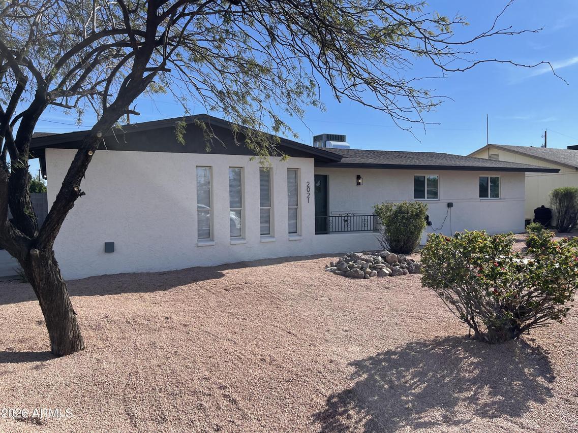 2021 W 2nd Pl., Mesa, AZ 85201