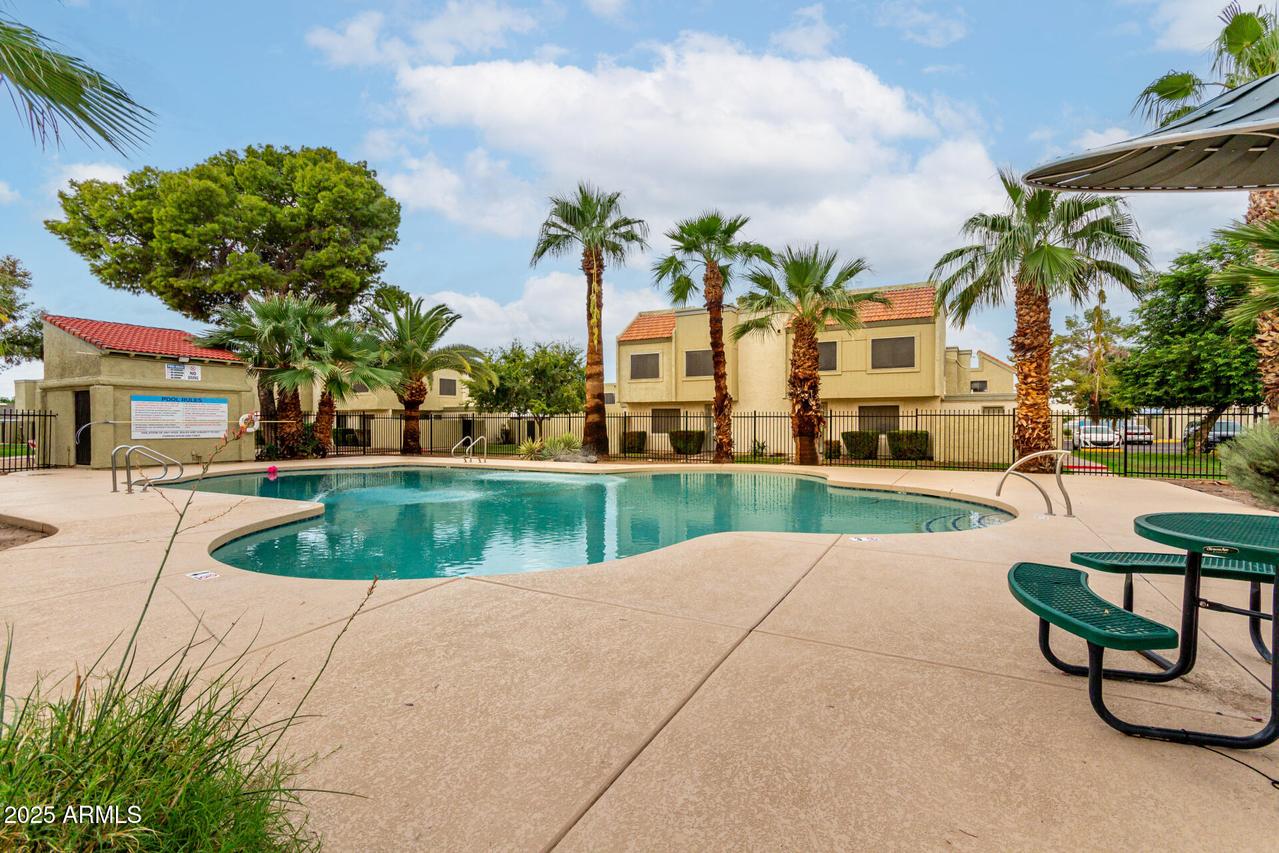 4867 W Palo Verde Dr., Glendale, AZ 85301