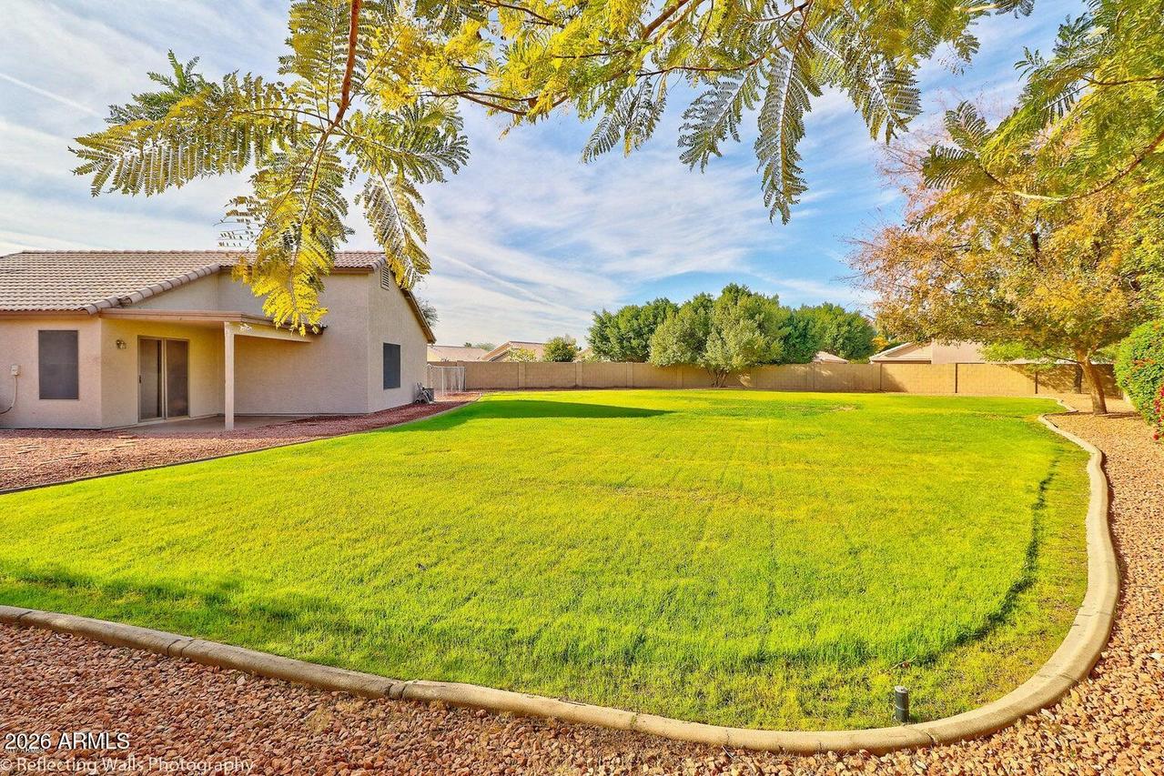 9958 N 94th Ave., Peoria, AZ 85345