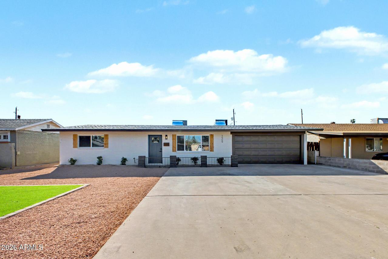 1509 W Pepper Pl., Mesa, AZ 85201