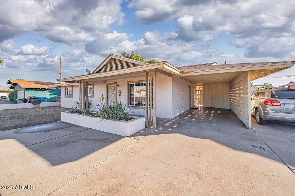3715 W Glendale Ave., Phoenix, AZ 85051