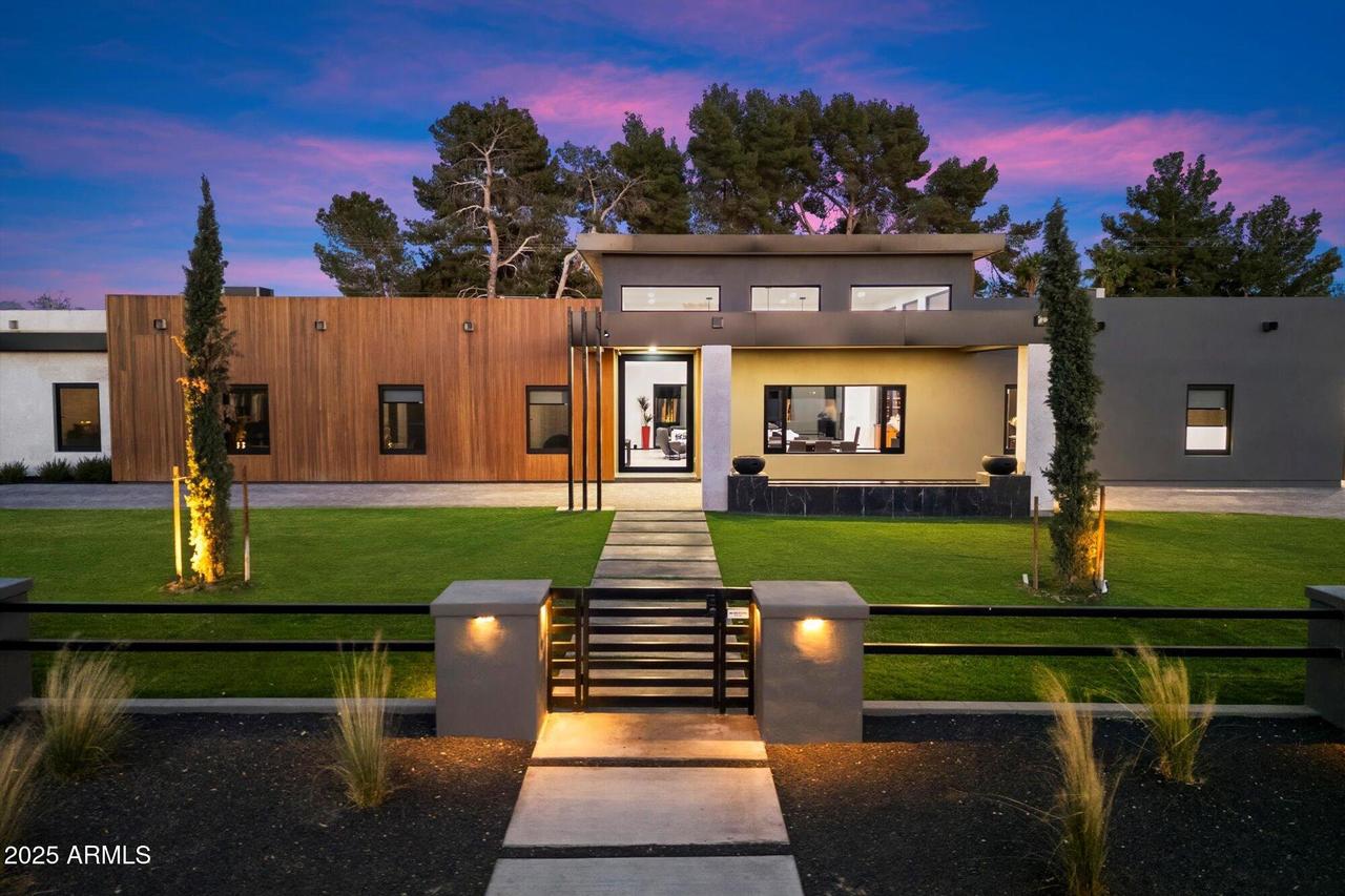 10829 N Miller Rd., Scottsdale, AZ 85260