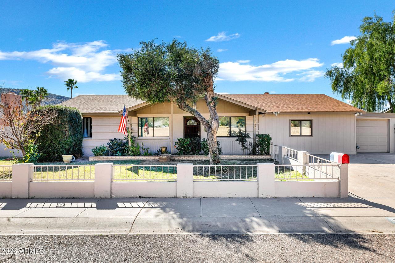 1521 W Thunderbird Rd., Phoenix, AZ 85023