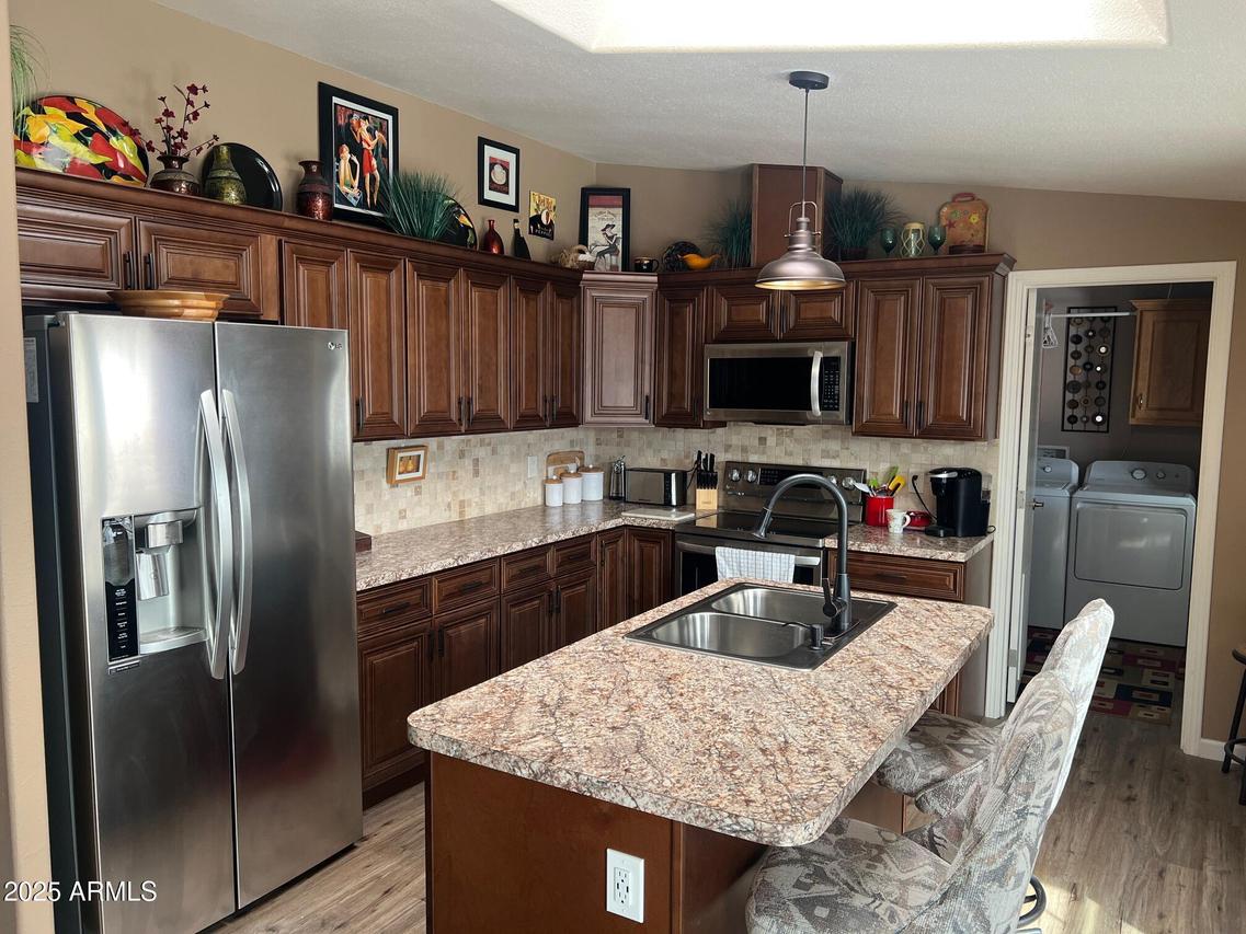 2313 N Floyd Dr., Mesa, AZ 85215