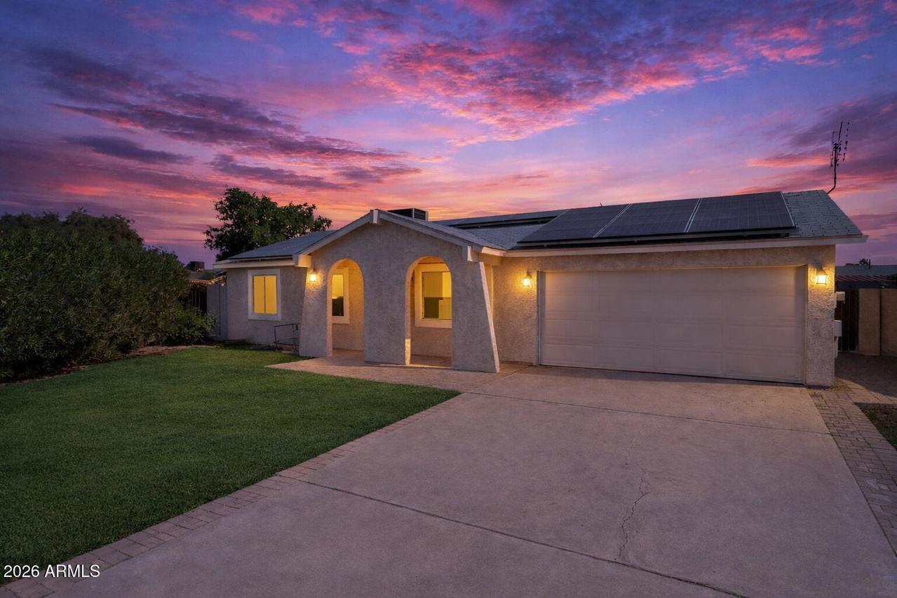 3366 E Evans Dr., Phoenix, AZ 85032