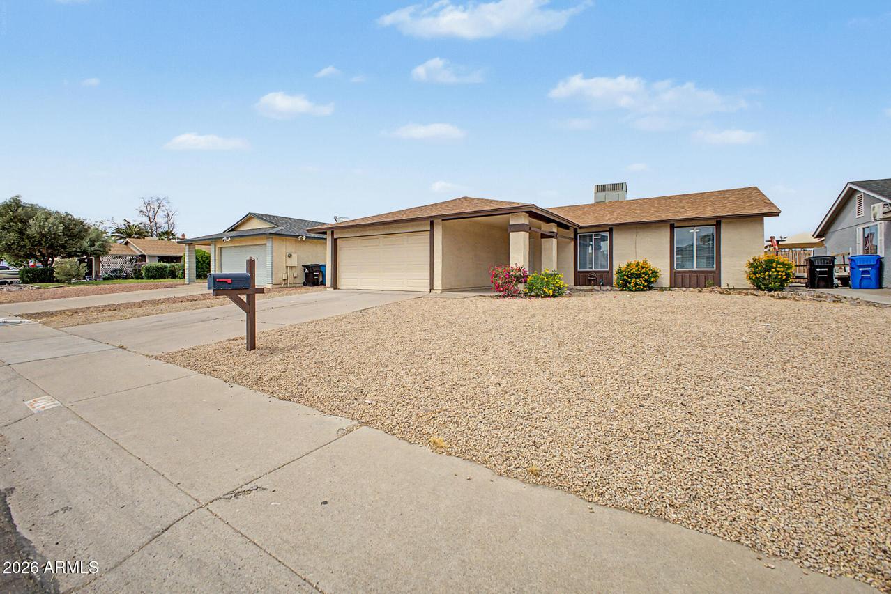 4214 N 101st Ave., Phoenix, AZ 85037