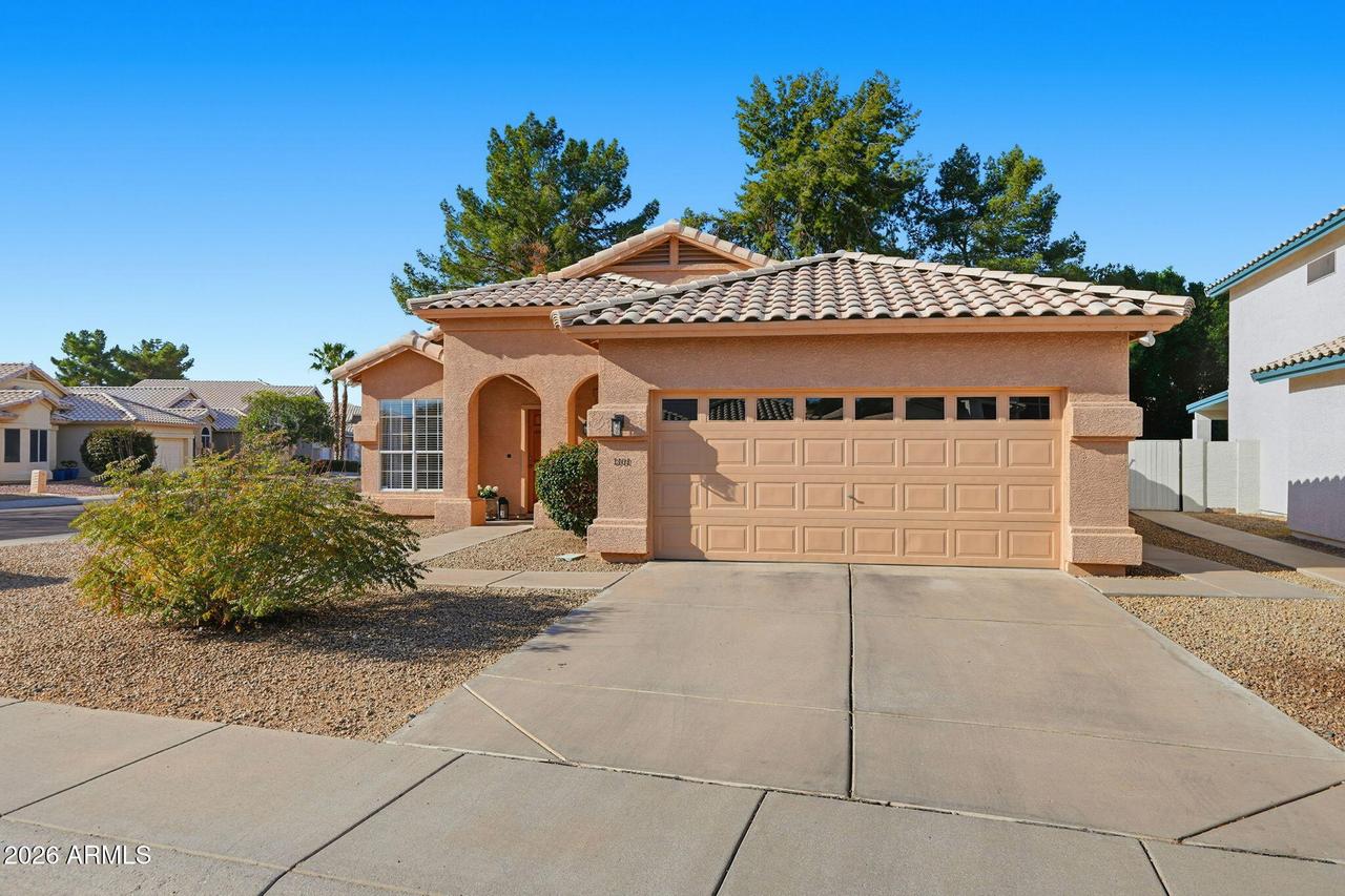 1101 W Davis Rd., Phoenix, AZ 85023