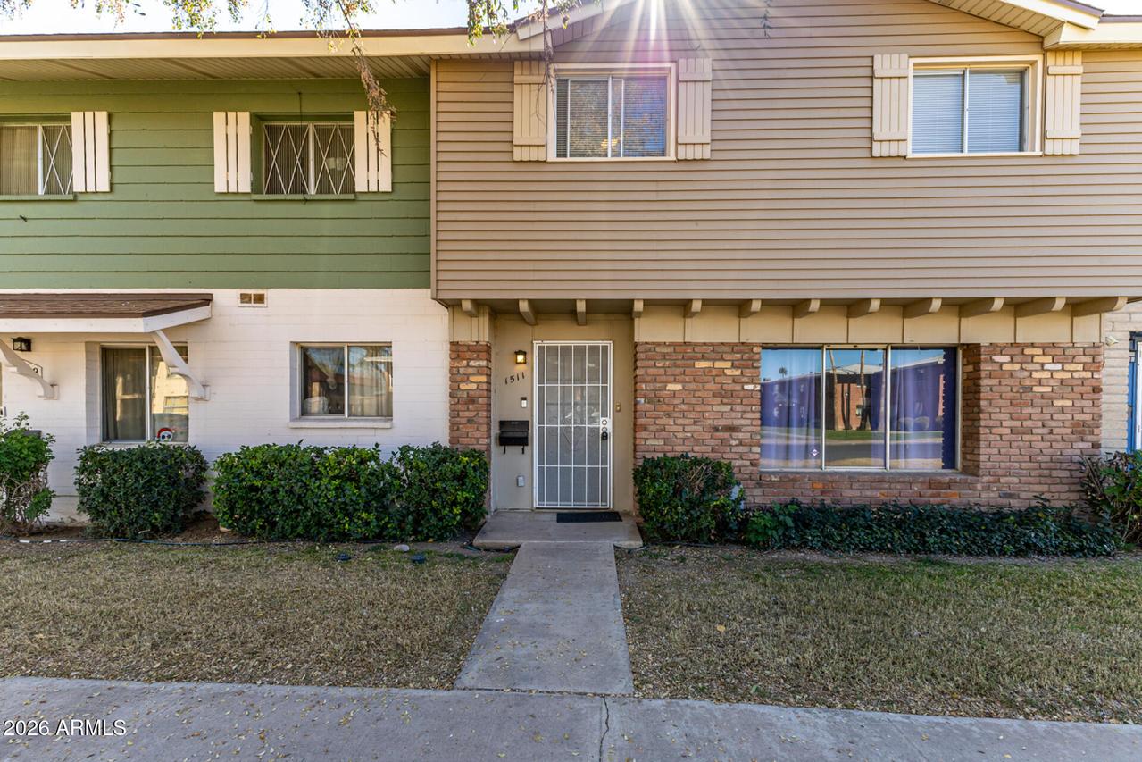 1511 W Hazelwood St., Phoenix, AZ 85015