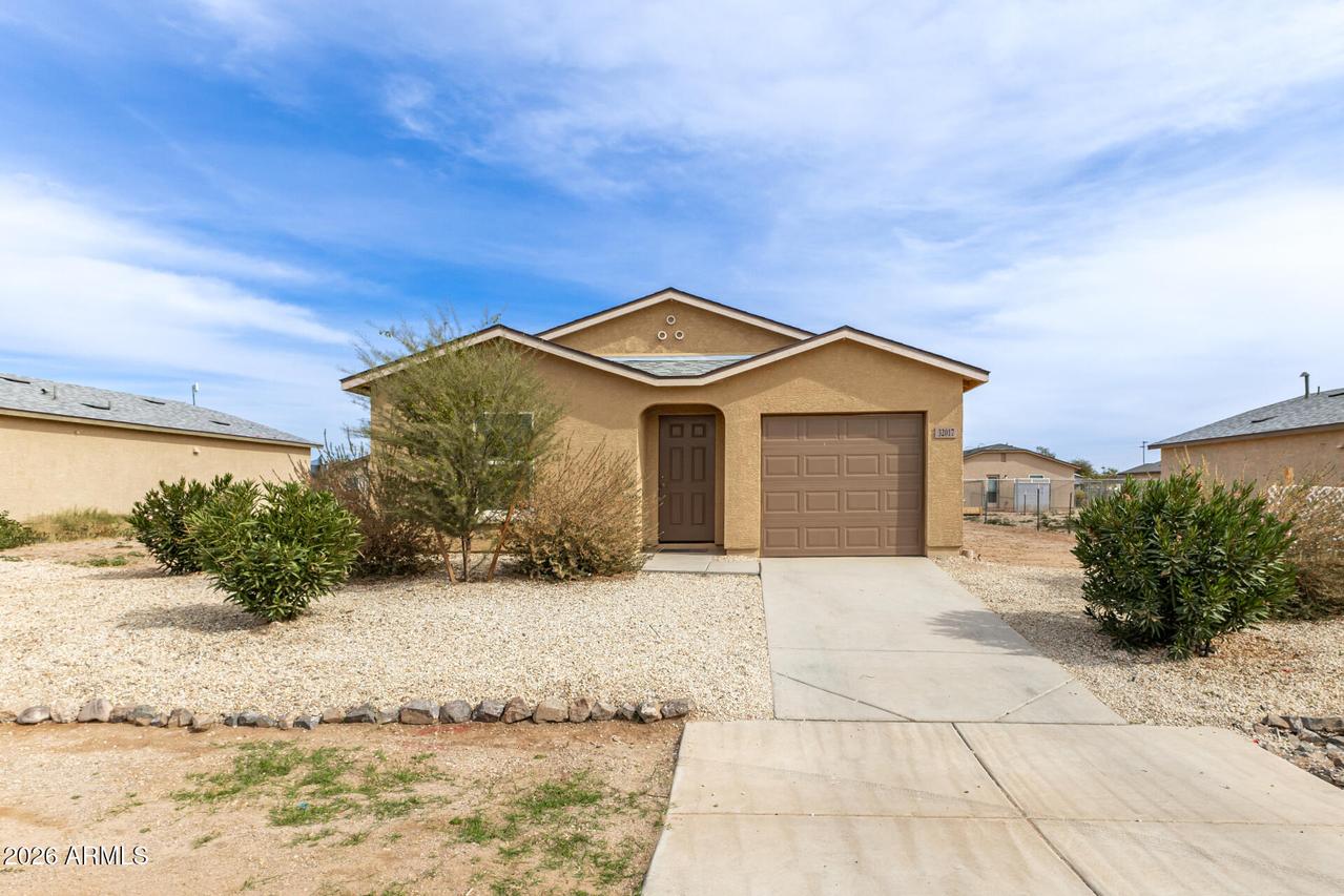 32017 N Poplar St., Wittmann, AZ 85361