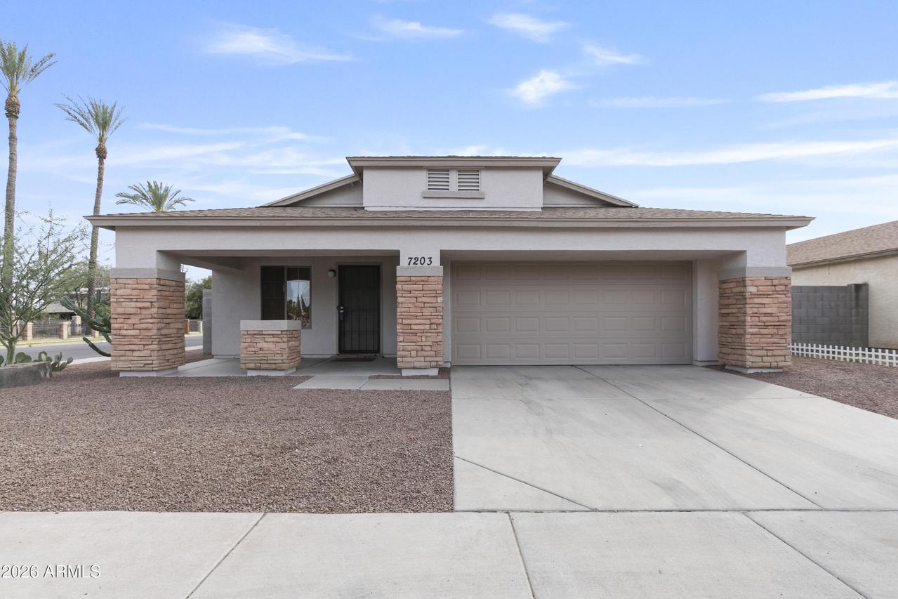 7203 S 2nd Ln., Phoenix, AZ 85041