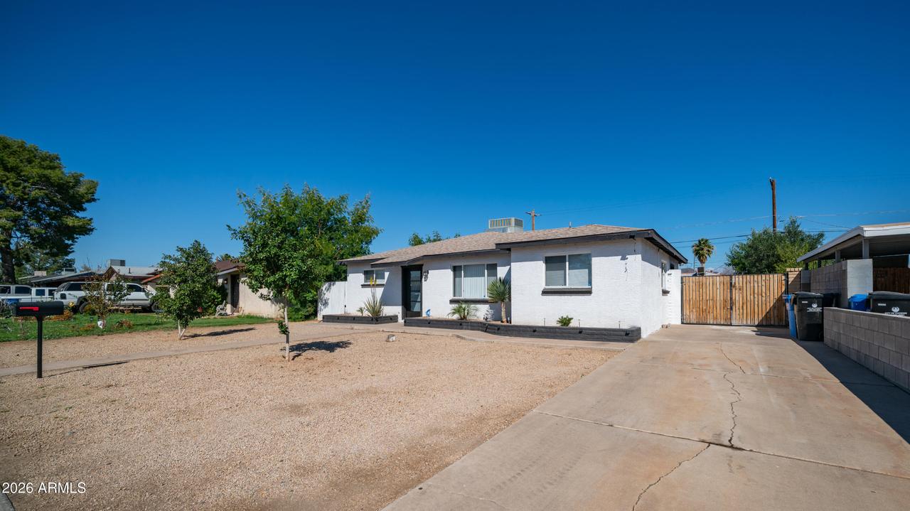 2726 W Ruth Ave., Phoenix, AZ 85051