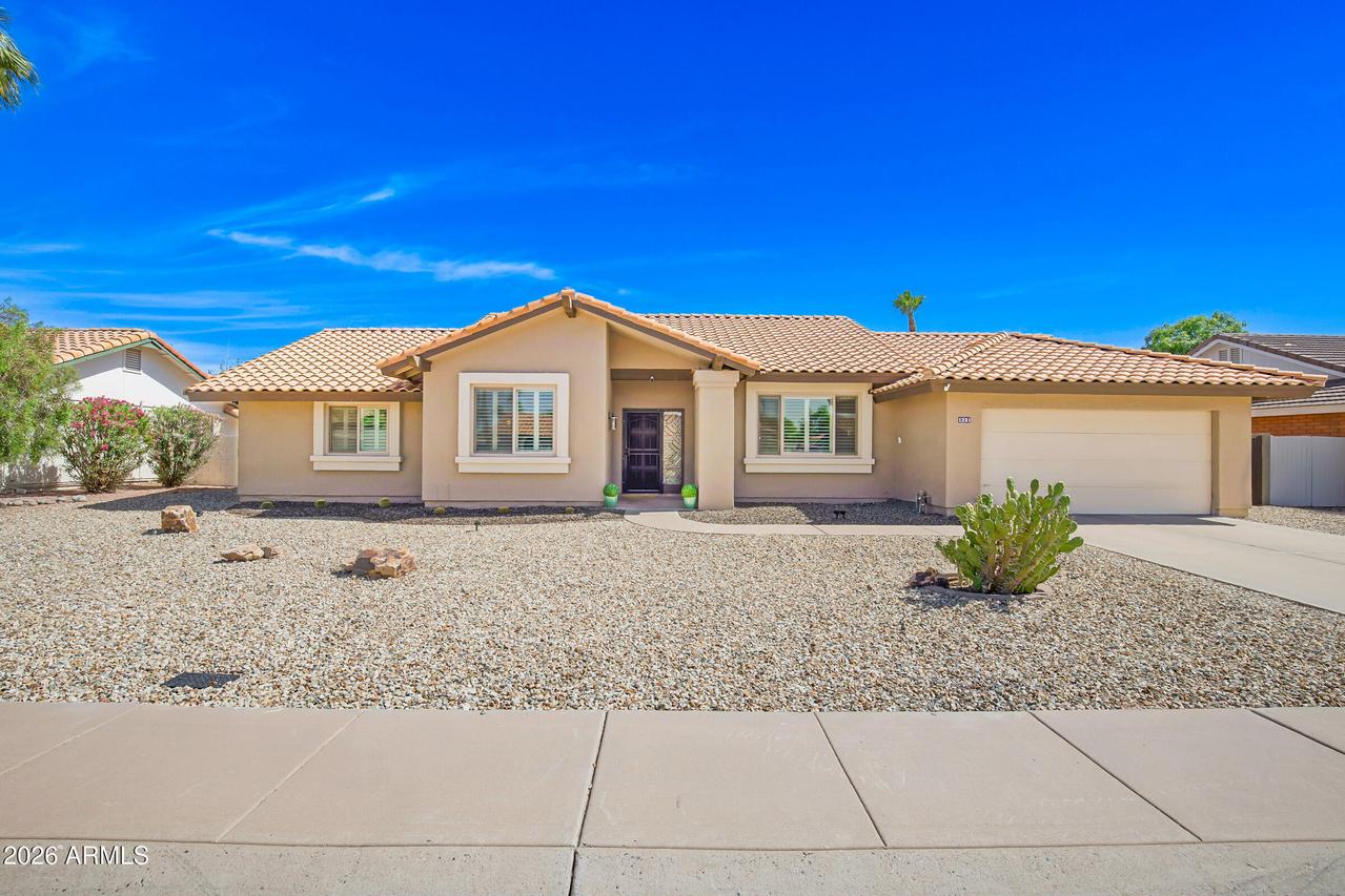 1231 E Sunburst Ln., Tempe, AZ 85284