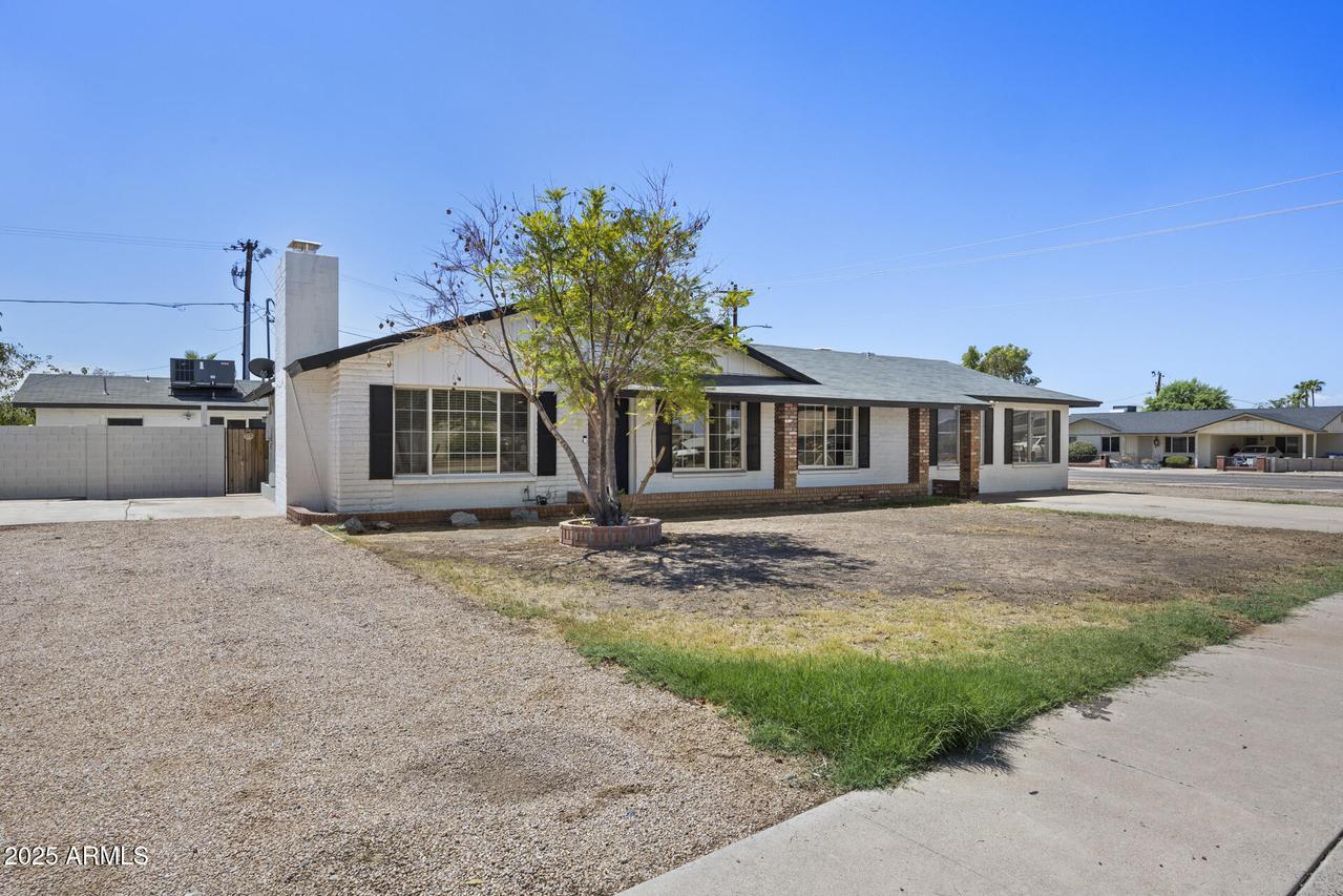 1427 W Anderson Dr., Phoenix, AZ 85023