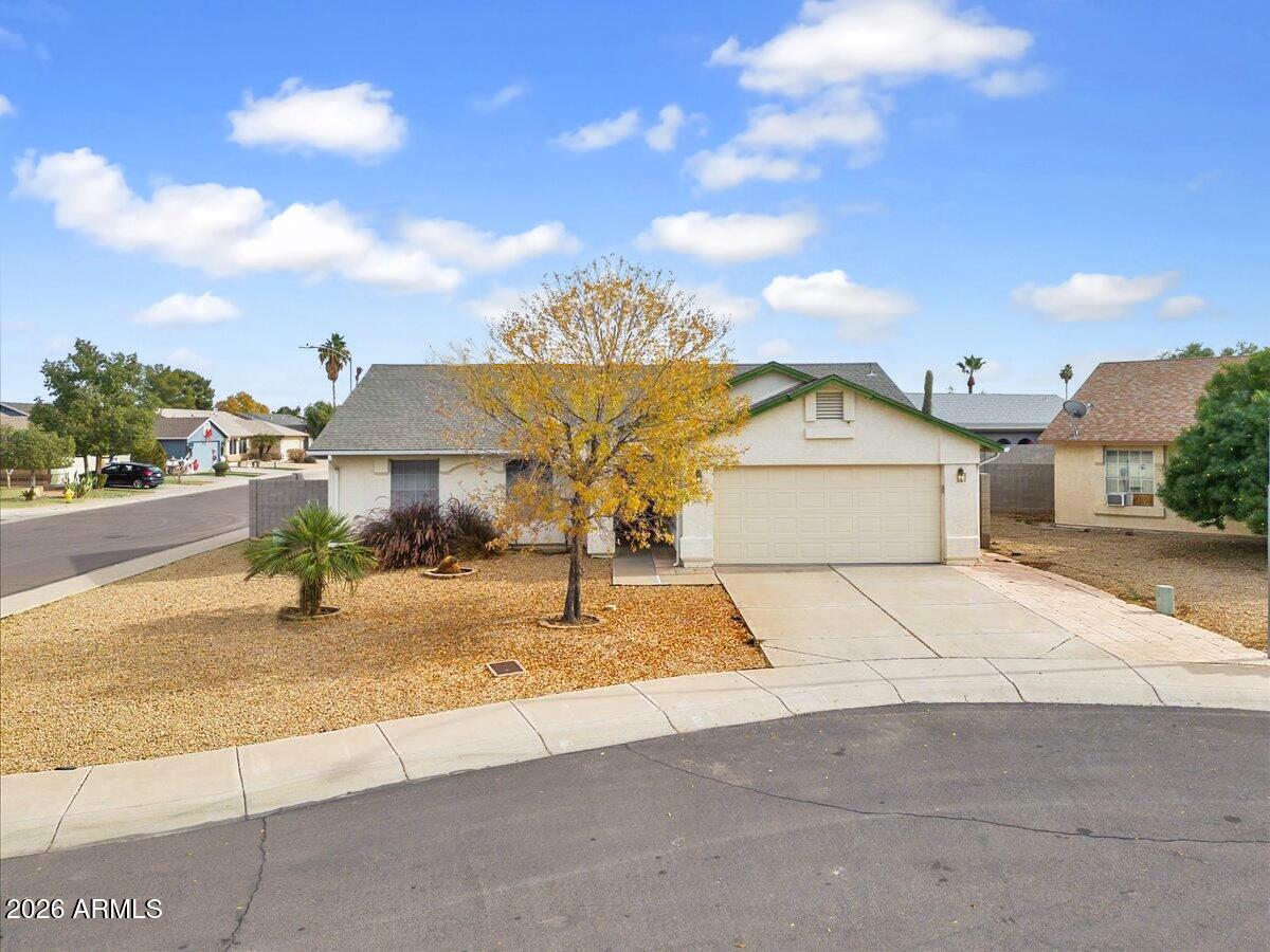 5513 N 74th Dr., Glendale, AZ 85303