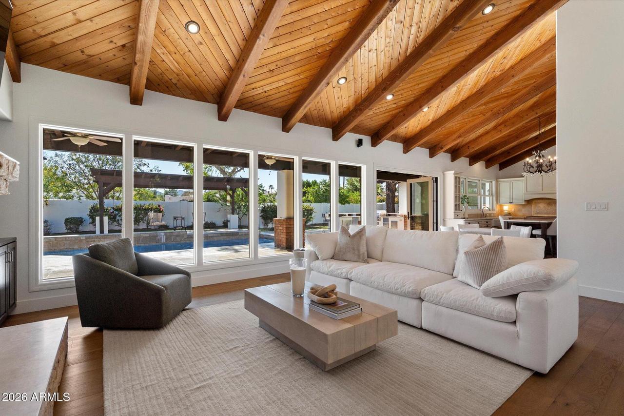 10401 N 48th Pl., Paradise Valley, AZ 85253