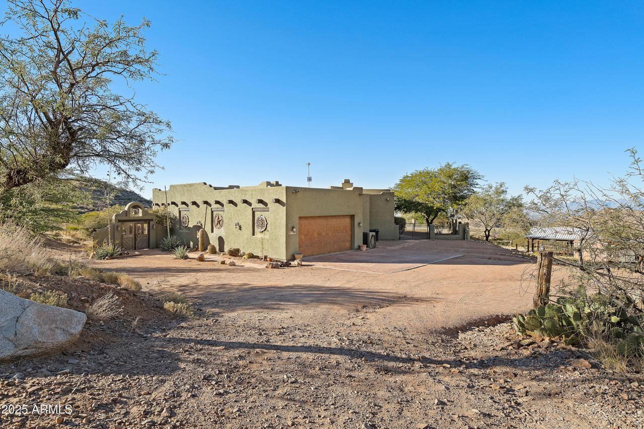 17950 S Via El Caballo Prieto, Vail, AZ 85641