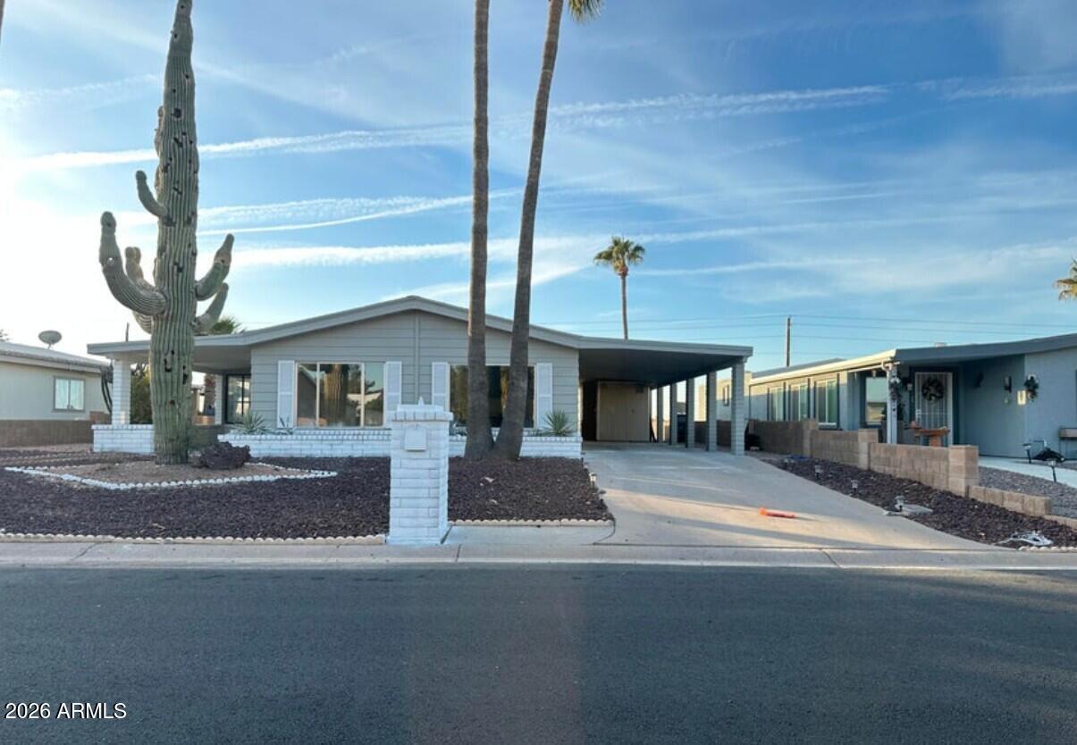 9409 E Navajo Pl., Sun Lakes, AZ 85248