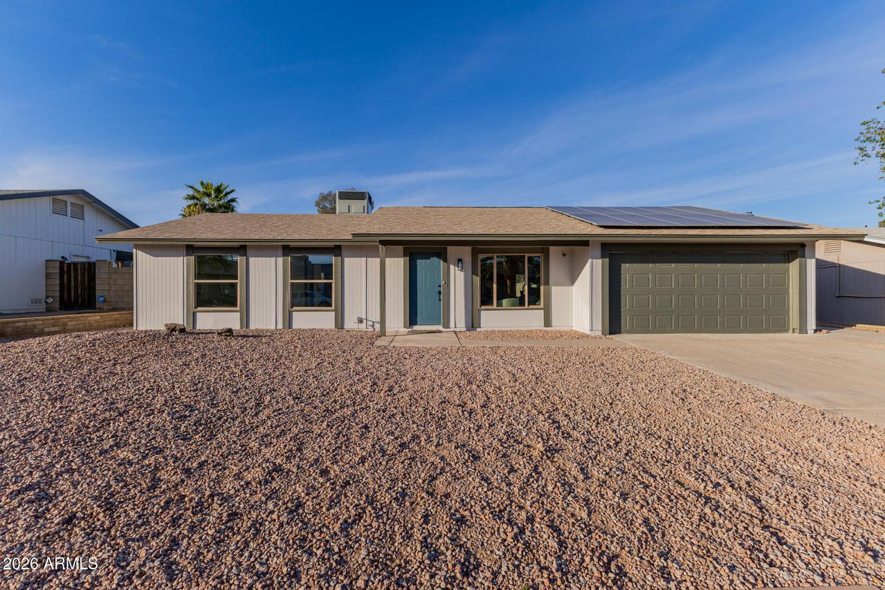 4050 E Sacaton St., Phoenix, AZ 85044