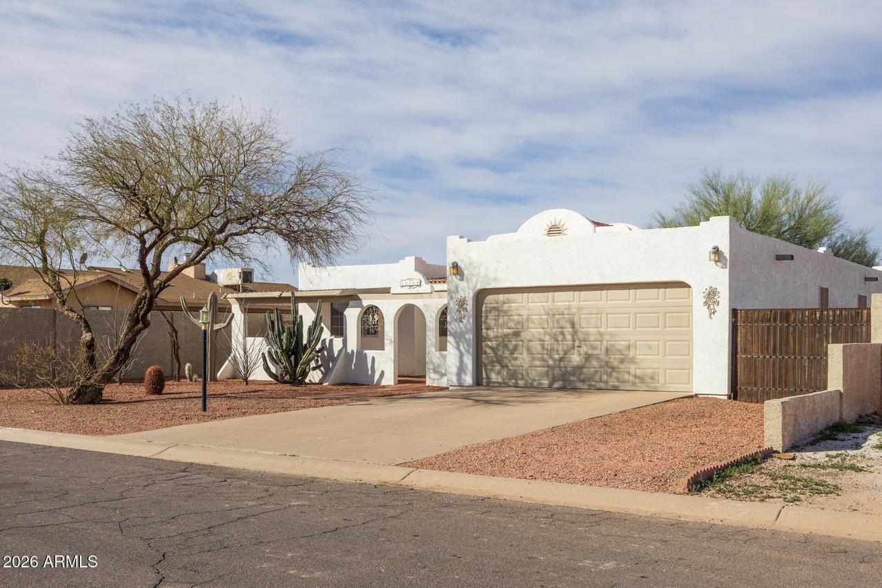 15260 S Padres Rd., Arizona City, AZ 85123