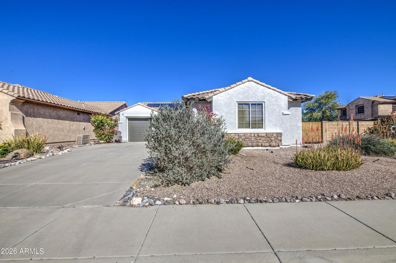 5988 W Yorktown Way, Florence, AZ 85132