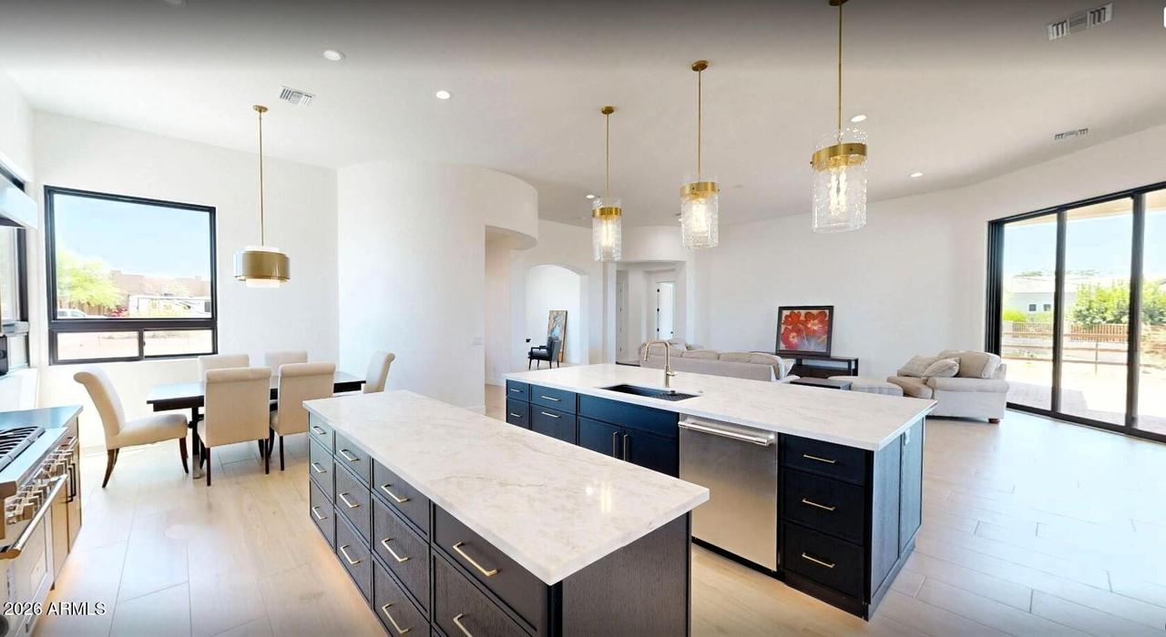 38718 N 24th Ave., Phoenix, AZ 85086