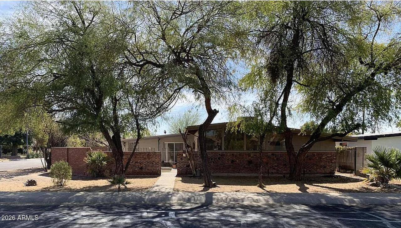 1345 E Rose Ln., Phoenix, AZ 85014