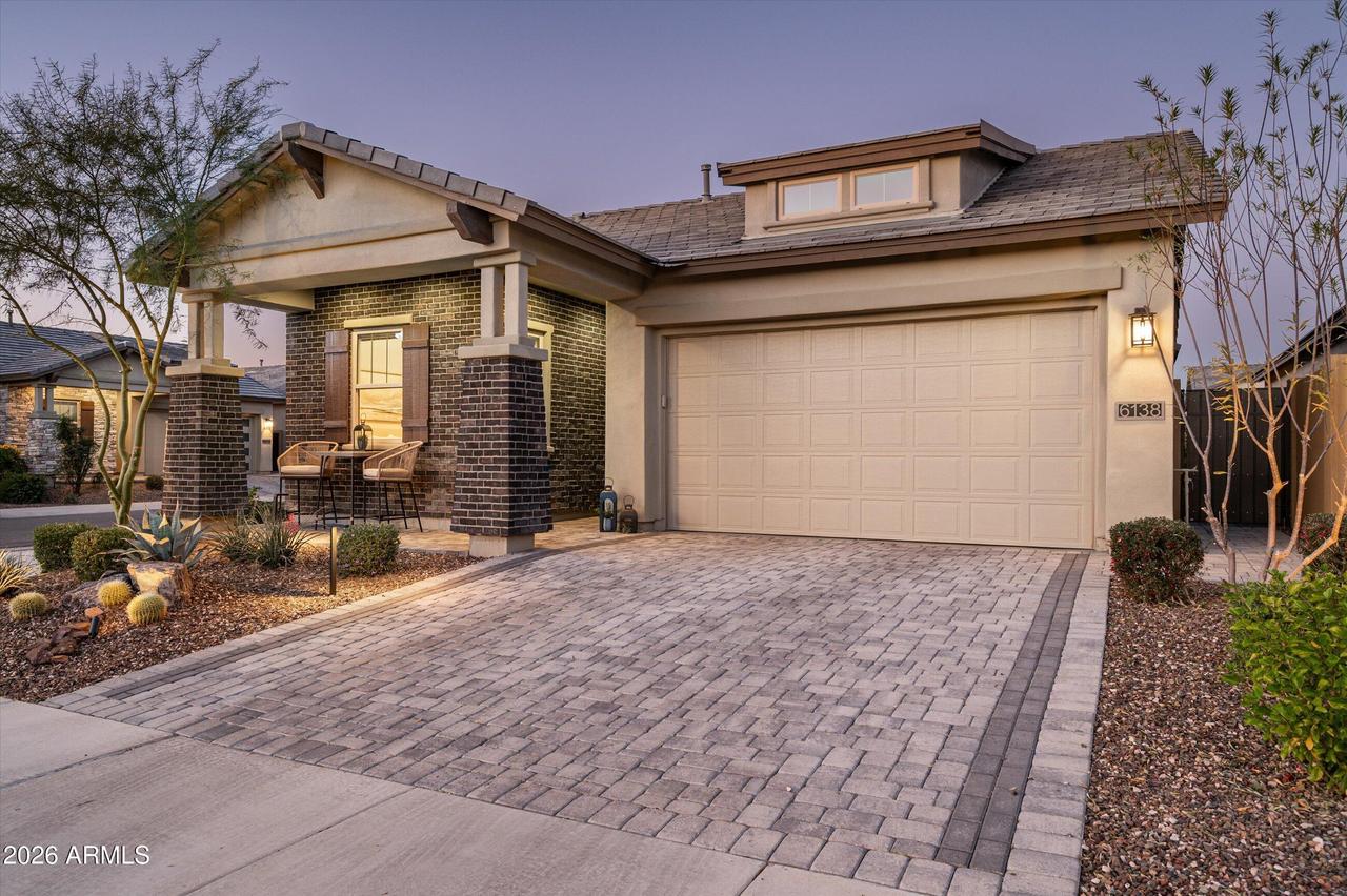 6138 E Via Del Sol Dr., Phoenix, AZ 85054