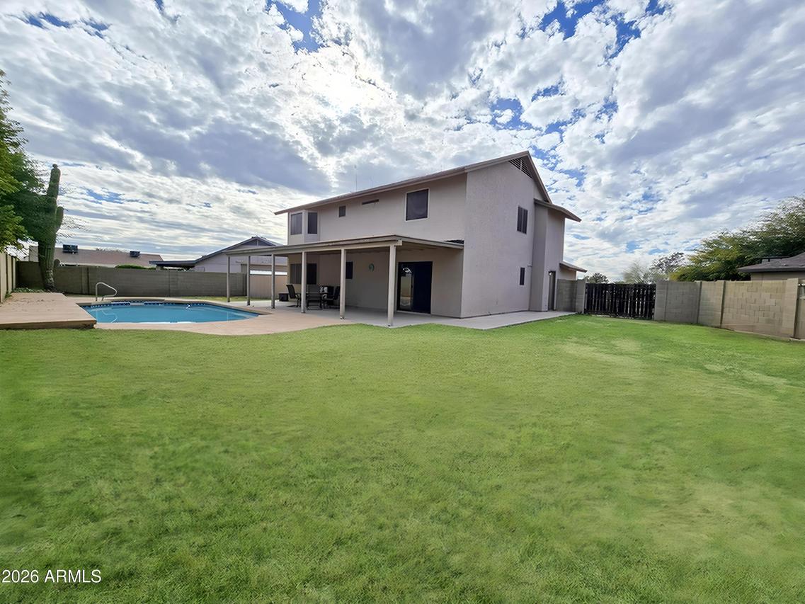 8004 W Sierra Vista Dr., Glendale, AZ 85303