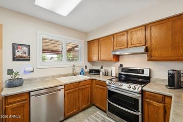 802 E Marconi Ave., Phoenix, AZ 85022