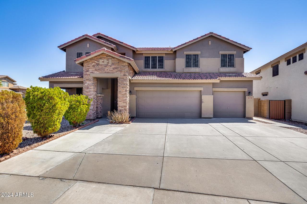 225 N 236th Ave., Buckeye, AZ 85396