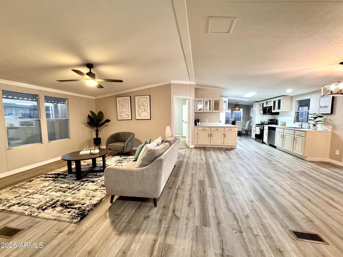 650 N 68th Ln. #140, Phoenix, AZ 85042