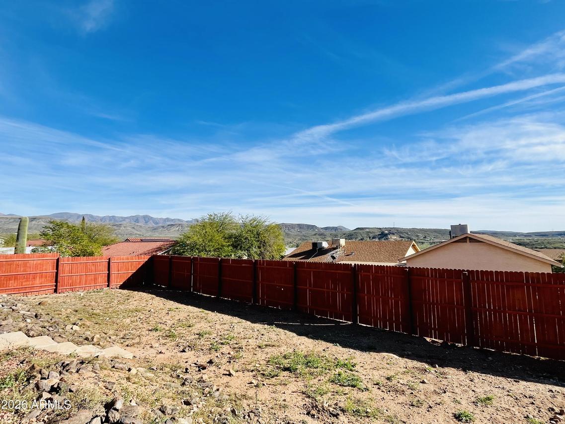 33665 S Incline Dr., Black Canyon City, AZ 85324