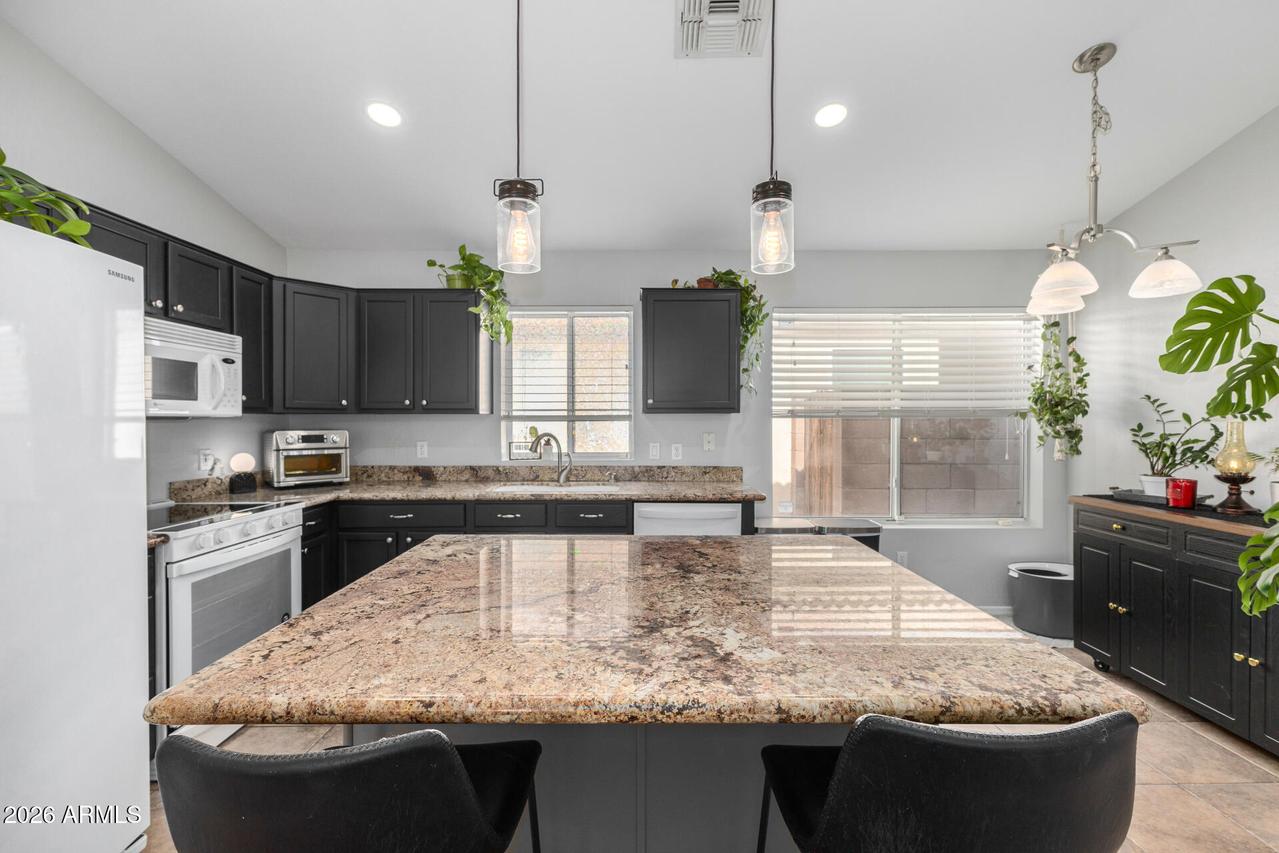 18631 N 5th Dr., Phoenix, AZ 85027