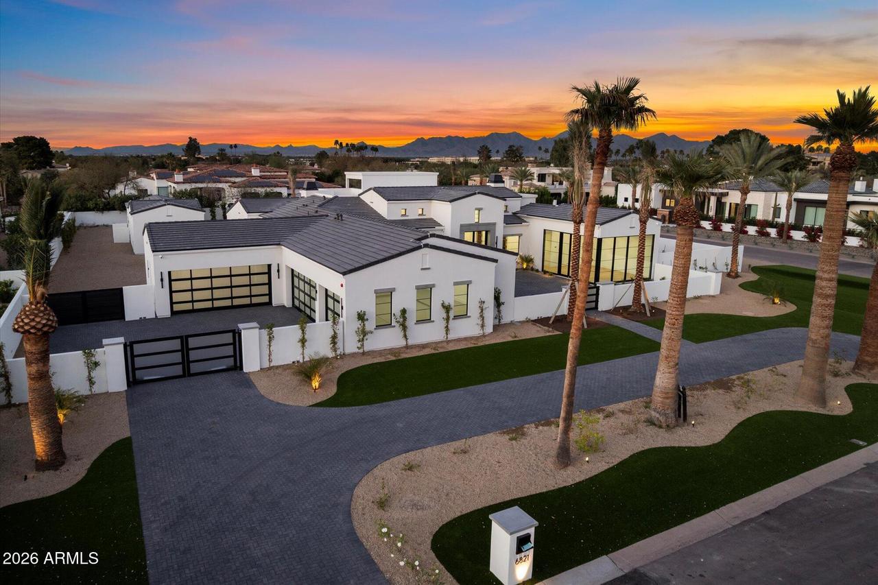 6821 E Valley Vista Ln., Paradise Valley, AZ 85253