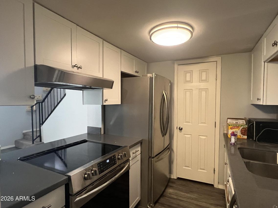 4051 W Palomino Rd., Phoenix, AZ 85019