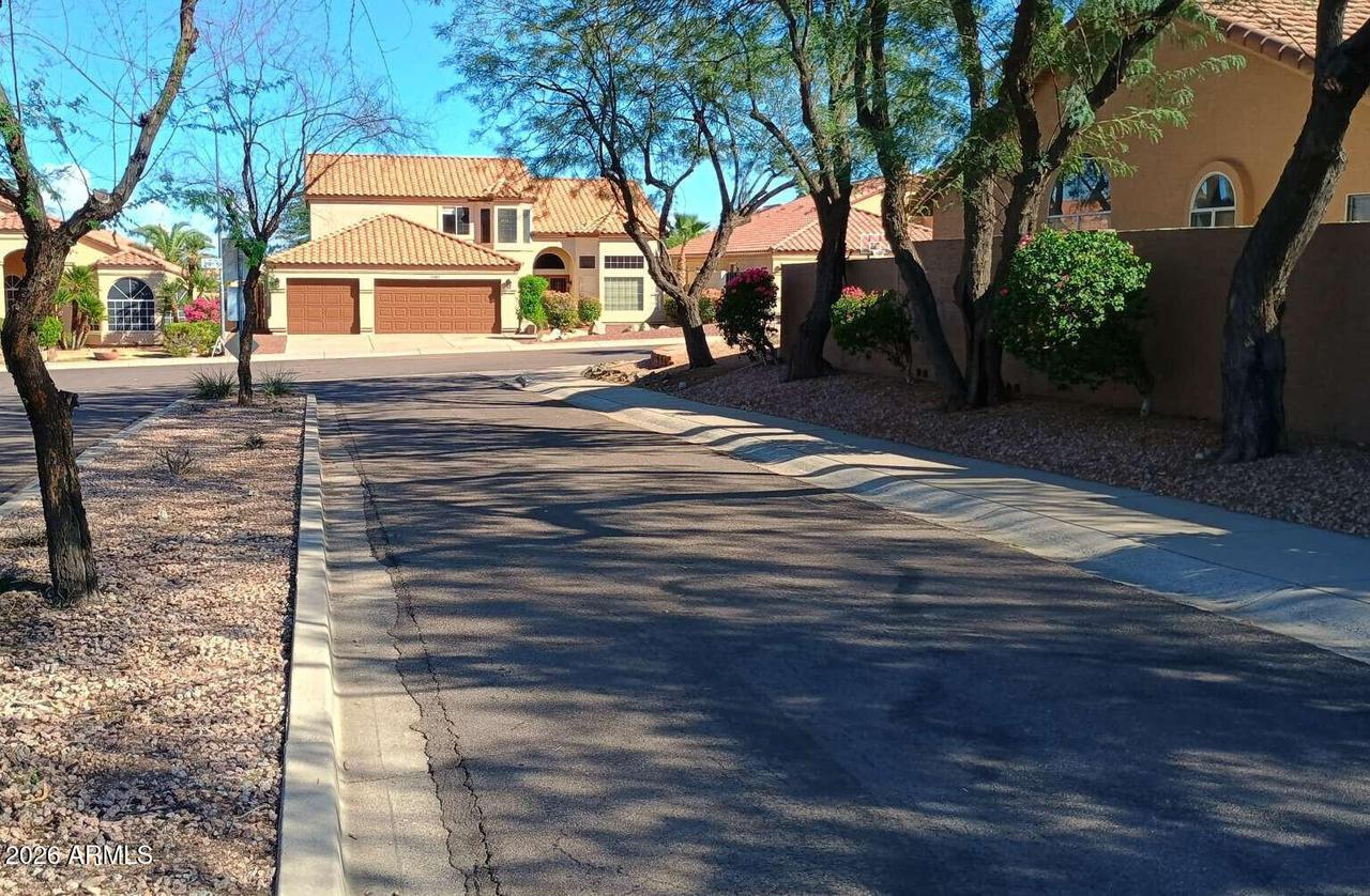 14021 N 29th St., Phoenix, AZ 85032