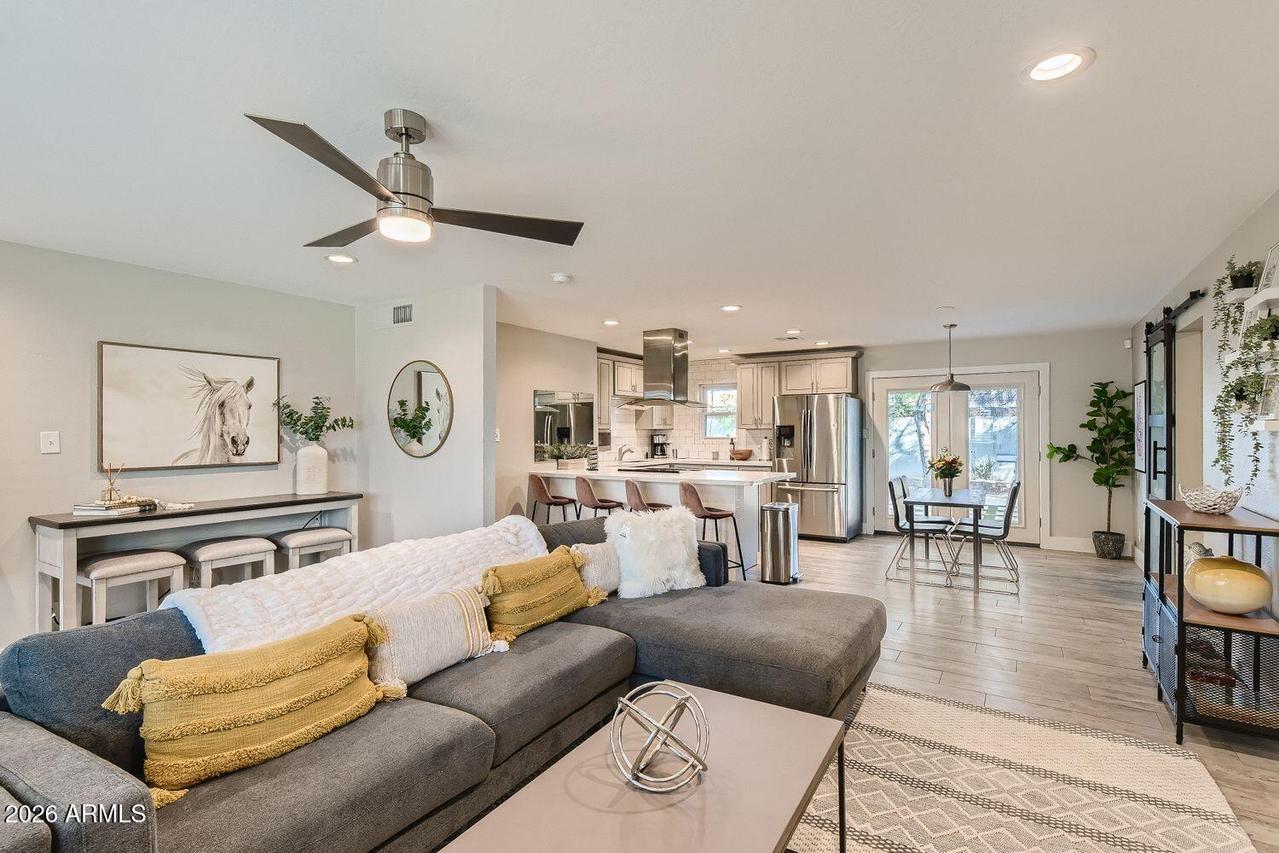 925 N 79th St., Scottsdale, AZ 85257