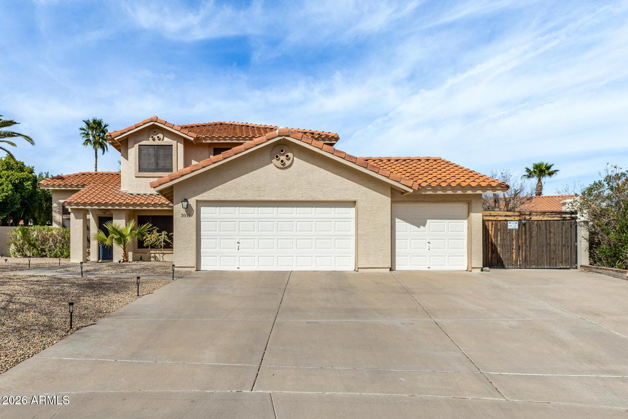 3911 E Shannon St., Phoenix, AZ 85044