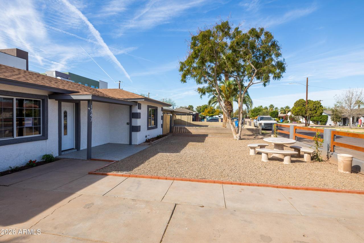 1847 E Pinchot Ave., Phoenix, AZ 85016