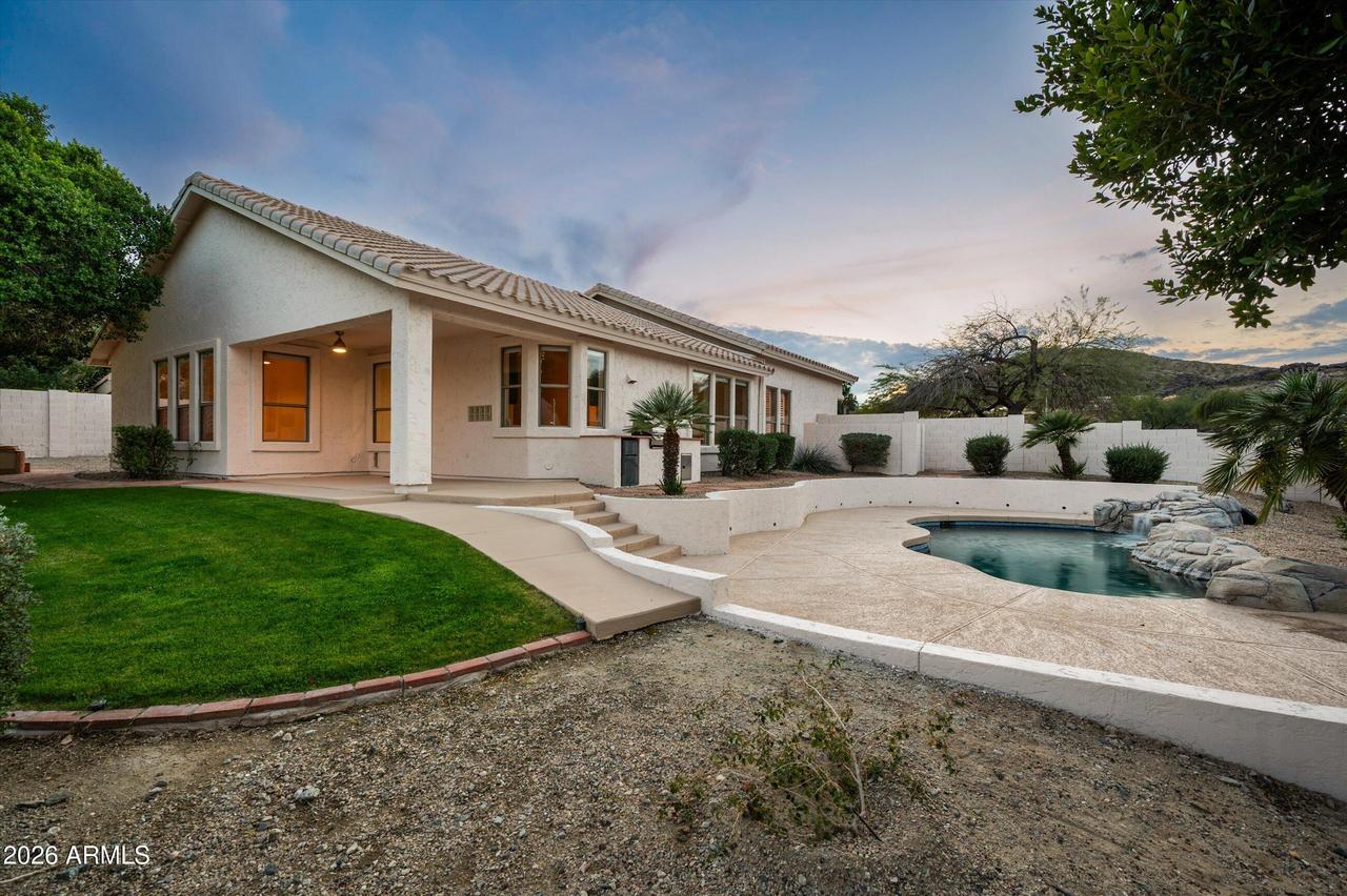 15603 S 7th St., Phoenix, AZ 85048