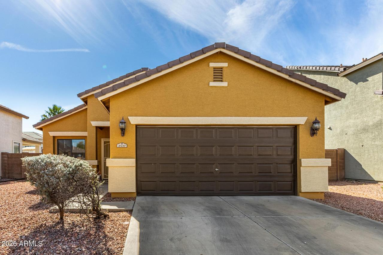 2537 W Novak Way, Phoenix, AZ 85041