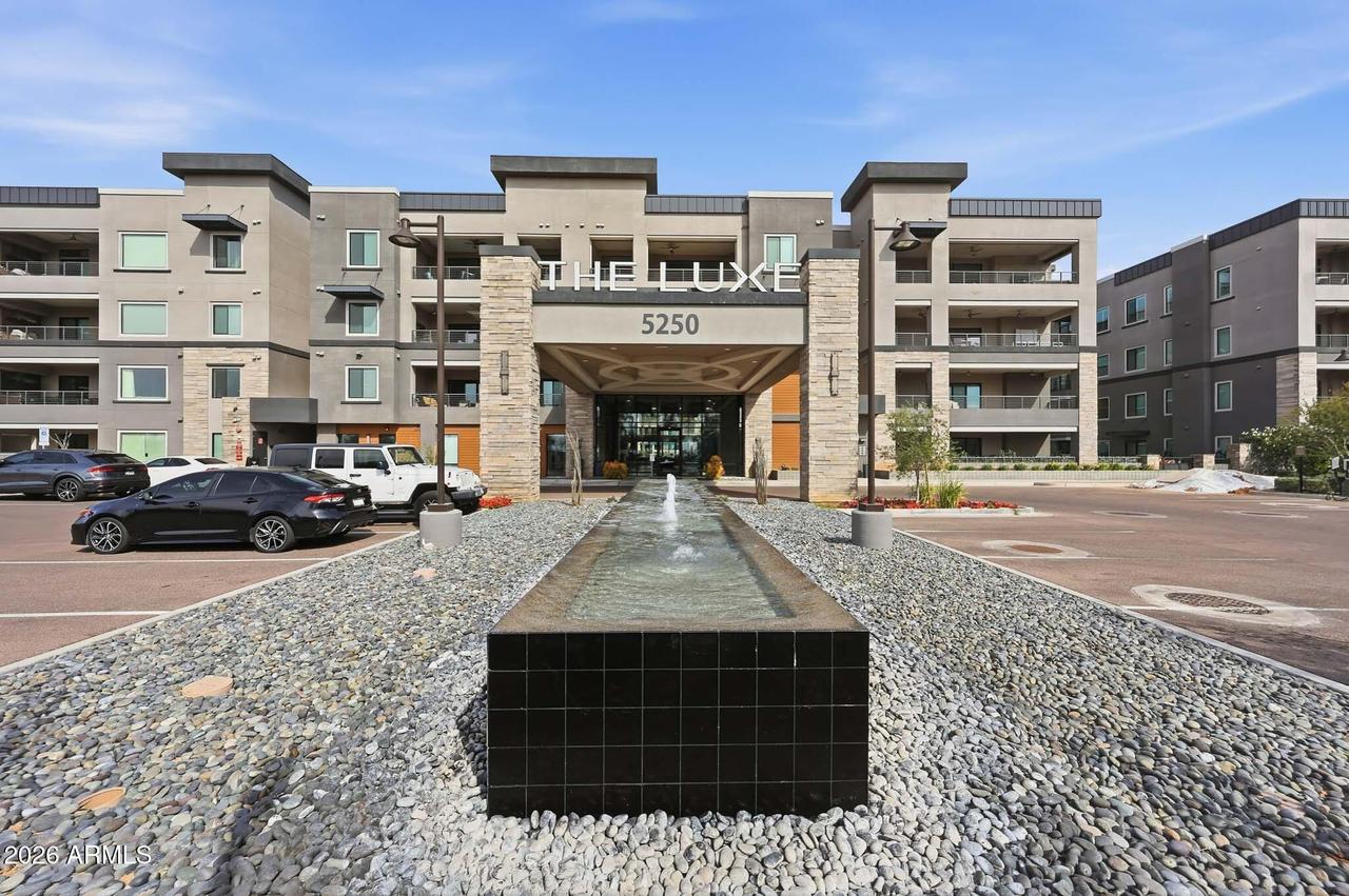 5250 E Deer Valley Dr. #258, Phoenix, AZ 85054